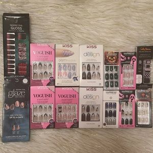 18 KISS press on nails bundle lot